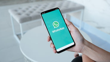 WhatsApp lancia 4 nuove funzioni: ecco le novità